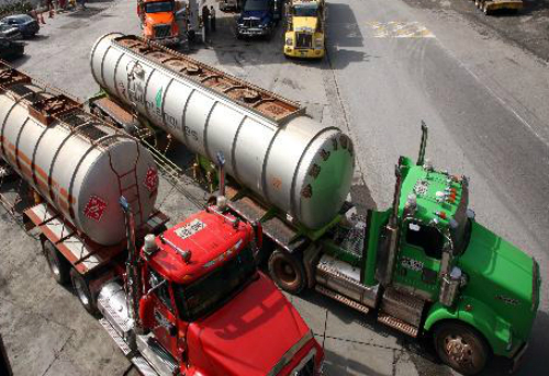 Igualmente, por el derrame de crudo, resultaron afectadas más de 500 personas de las veredas aledañas.