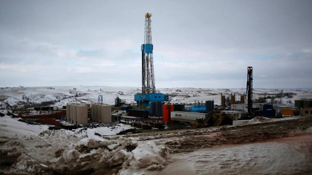 Planta de petroleo en Dakota del Norte Estados Unidos.