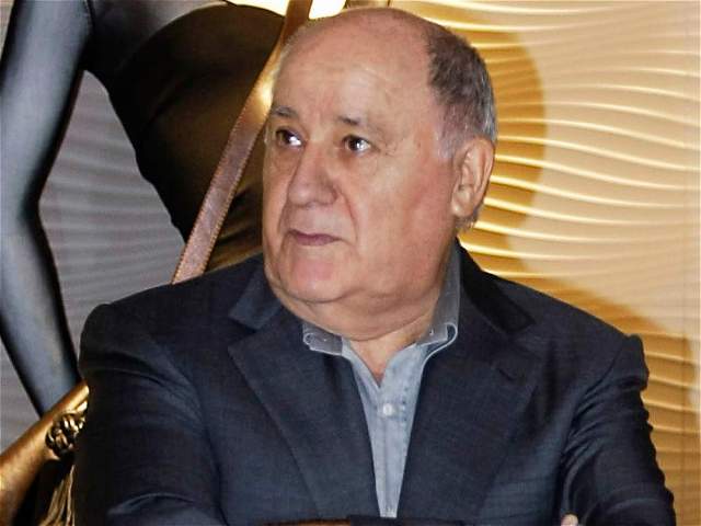 REUTERS Amancio Ortega, español dueño de la marca de ropa Zara, tiene 74 mil millones de dólares de fortuna, según la revista.
